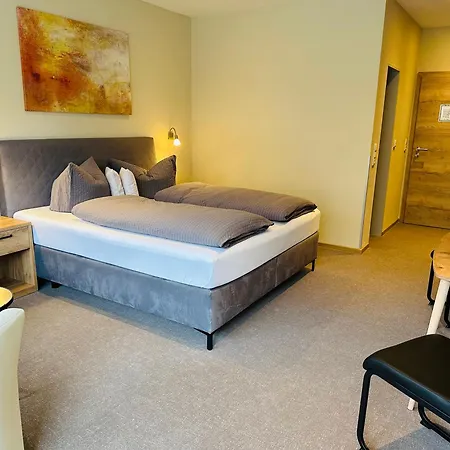 Weinbergs Loge Hotel Ernst Exterior photo