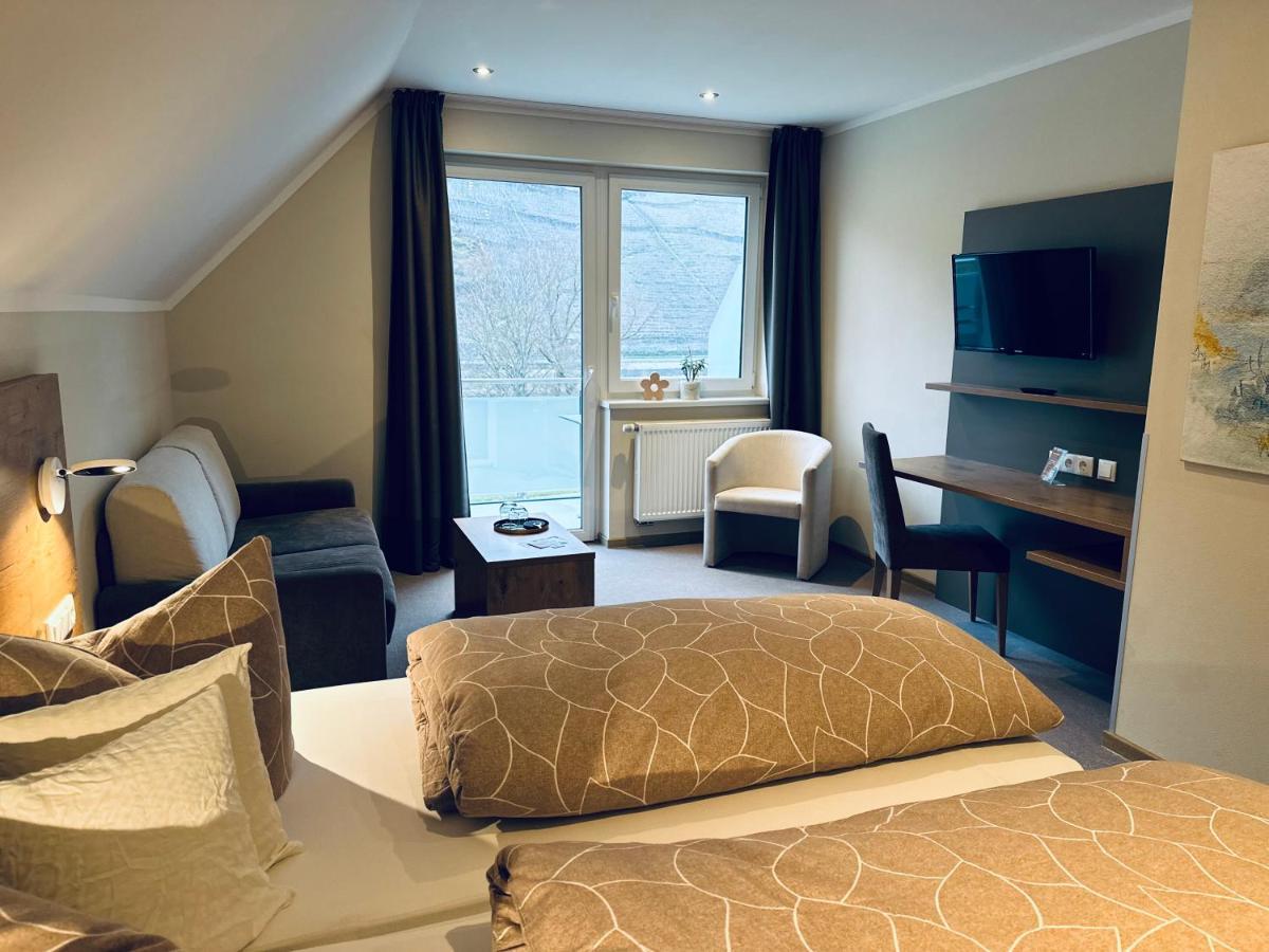 Weinbergs Loge Ernst